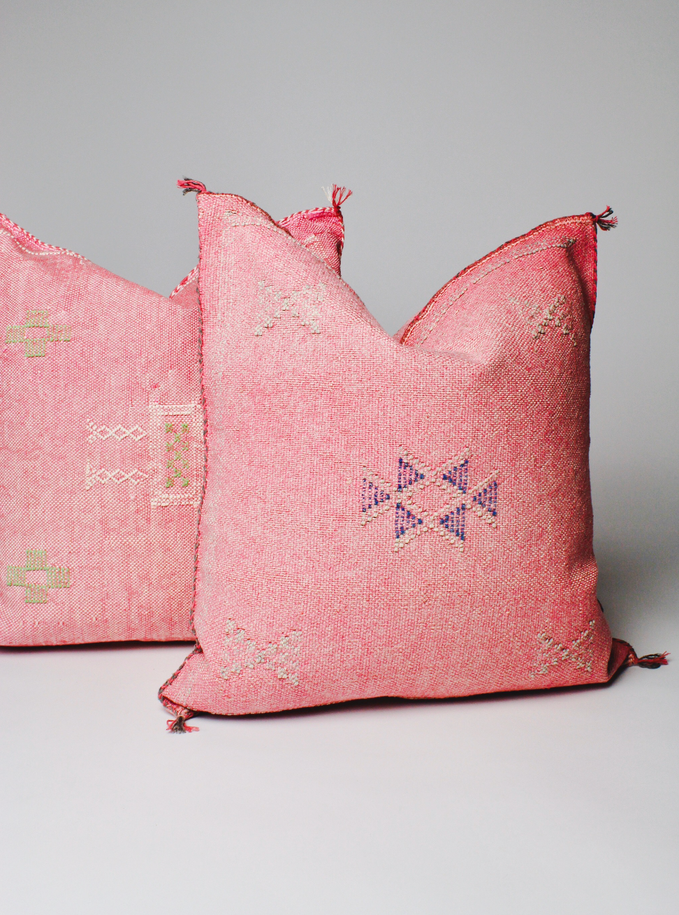 Sabra Cushion Cover - Fuchsia