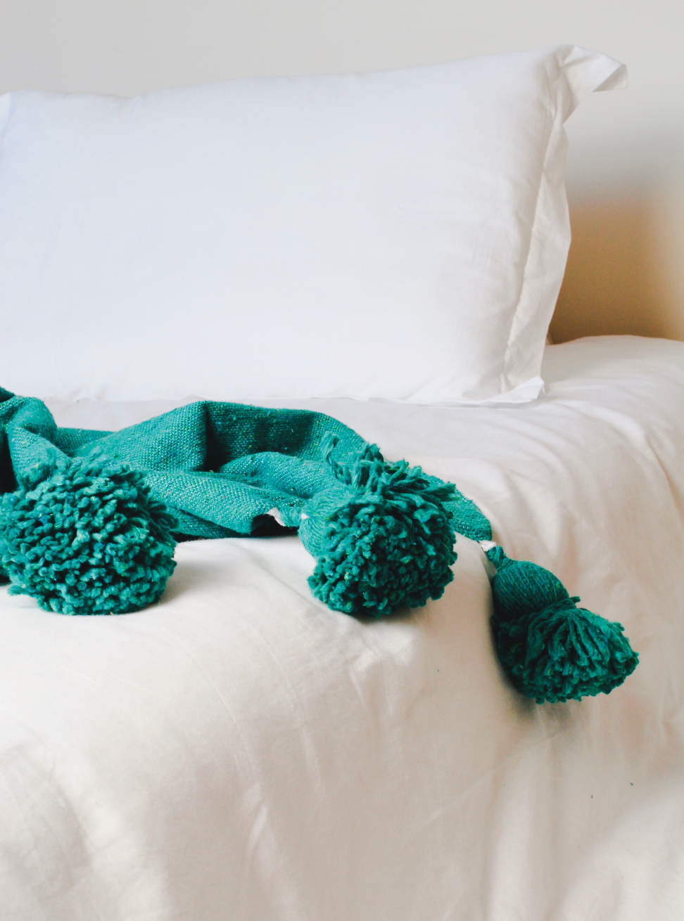 Pom Blanket - Emerald